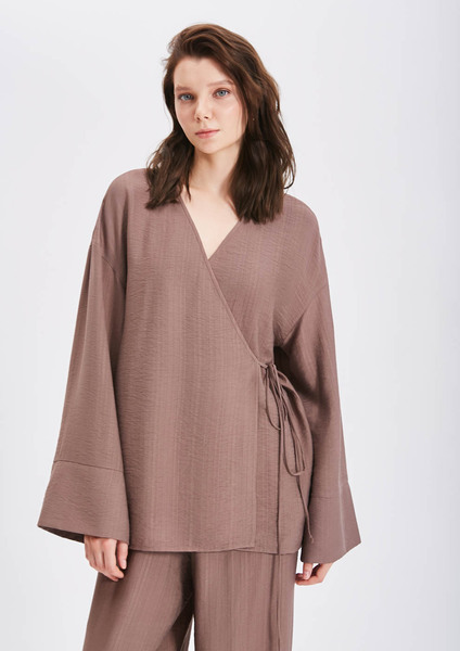 krrrwdw2lv2qgewccub9bhpeco983qxi (1).jpg